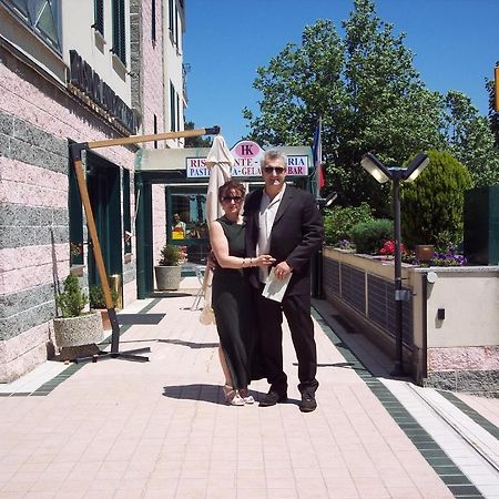 Hotel Kristall Loiano ภายนอก รูปภาพ