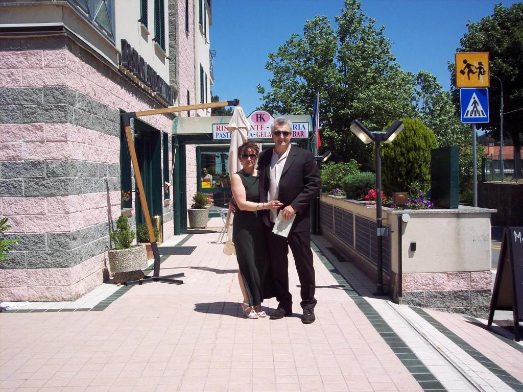 Hotel Kristall Loiano ภายนอก รูปภาพ